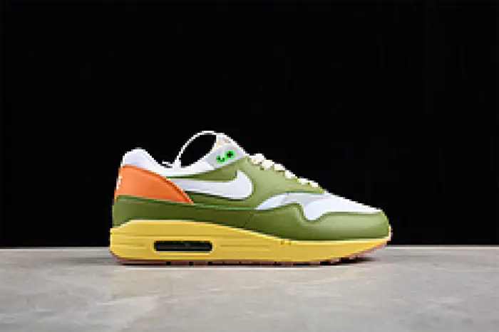 NIKE AIR MAX 1 