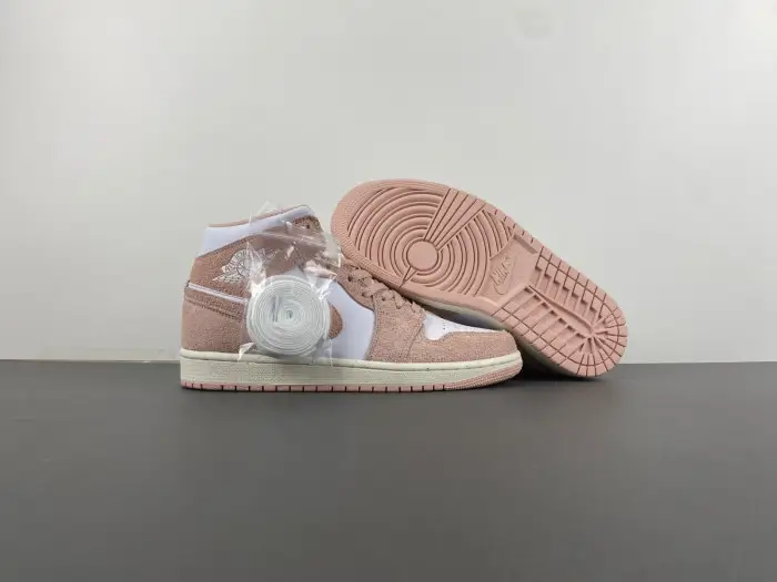 AIR JORDAN 1 MID SE "LEGEND PINK" 