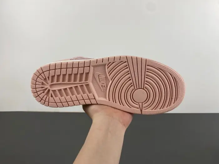 AIR JORDAN 1 MID SE "LEGEND PINK" 