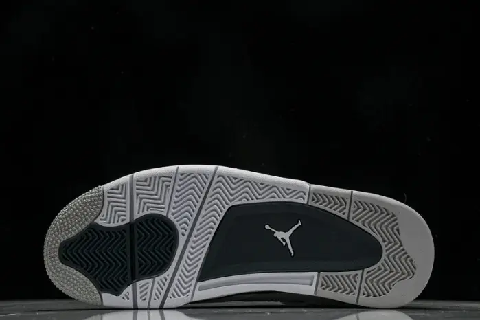 Air Jordan 4 Retro "Oxidized Green" 