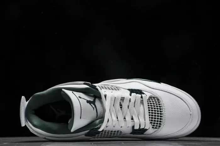 Air Jordan 4 Retro "Oxidized Green" 