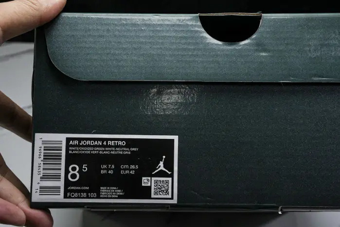 Air Jordan 4 Retro "Oxidized Green" 