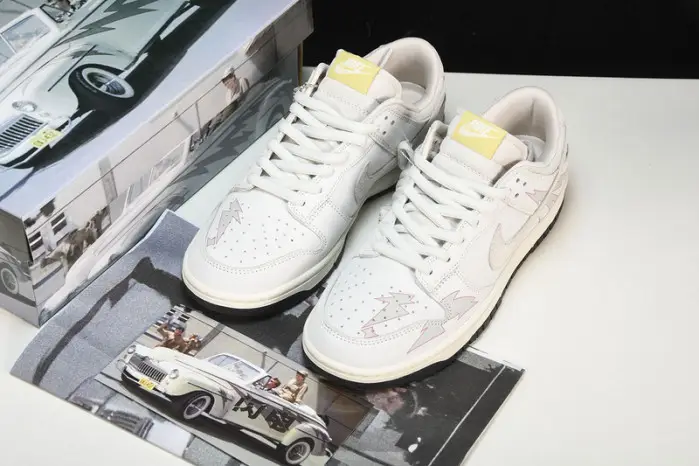 Nike SB Dunk  Low 