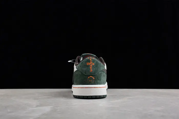 Air Jordan 1 Low 