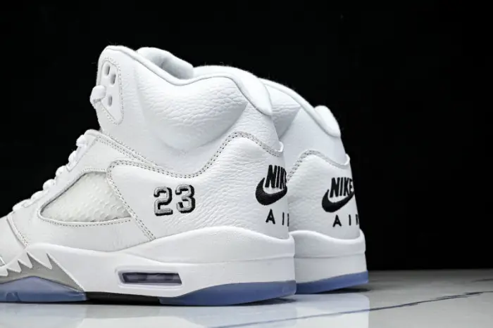 Air Jordan 5 OG "White Metallic" 