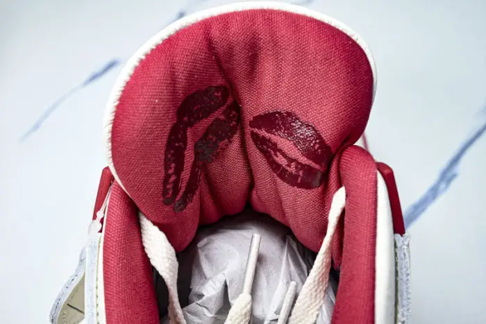 Air Jordan 4 “Sierra Red” 