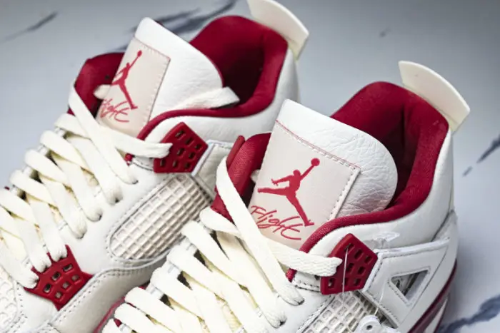 Air Jordan 4 “Sierra Red” 