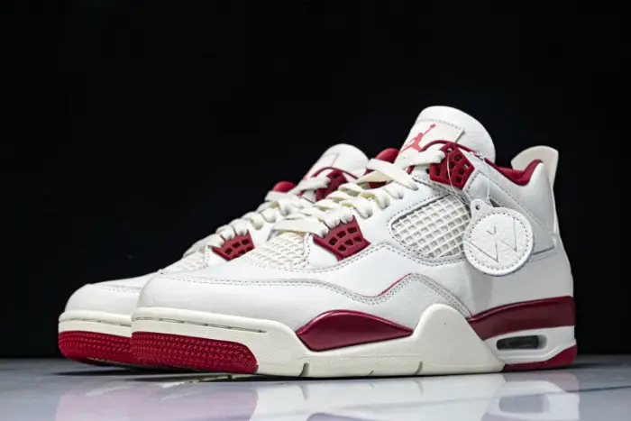 Air Jordan 4 “Sierra Red” 