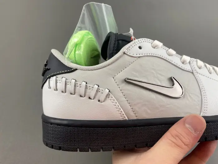 Air Jordan 1 Low OG 