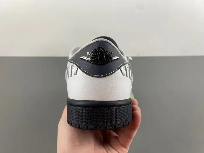 Air Jordan 1 Low OG 