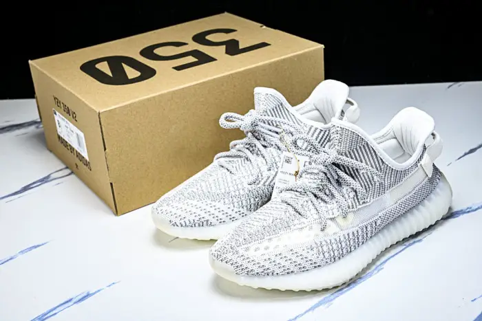 Yeezy Boost 350 V2 Static (Non-Reflective) 