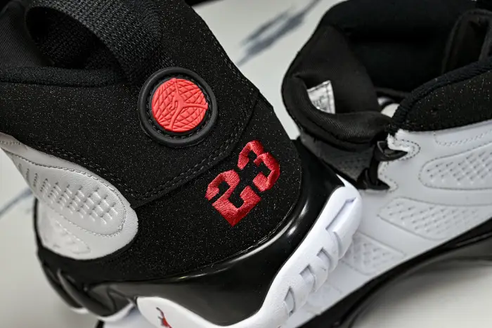 Air Jordan 9 
