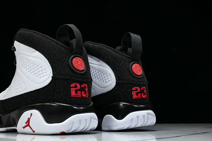 Air Jordan 9 