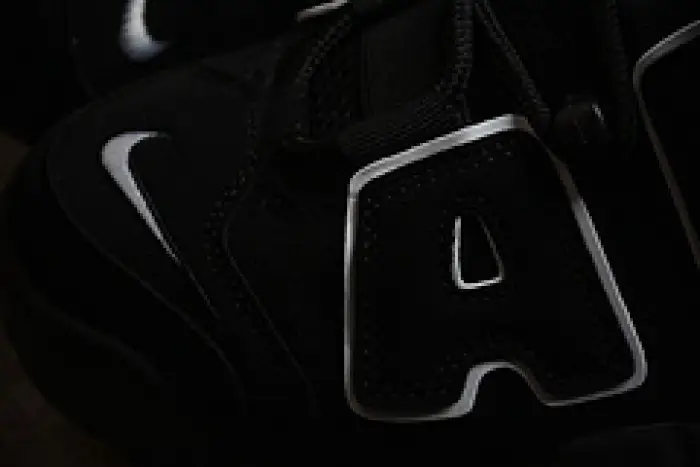 Nike Air More Uptempo 