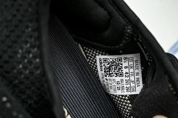 Yeezy Boost 350 V2 Core Black White 