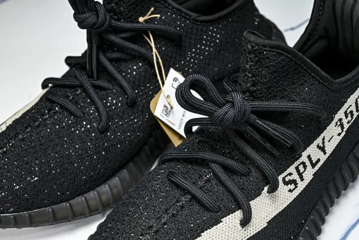 Yeezy Boost 350 V2 Core Black White 
