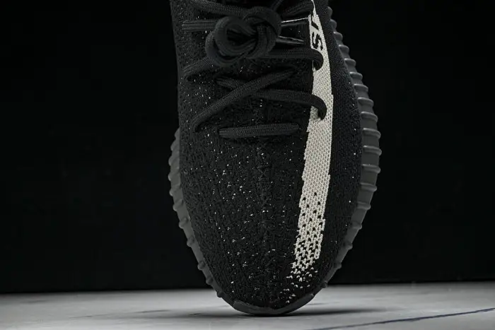 Yeezy Boost 350 V2 Core Black White 