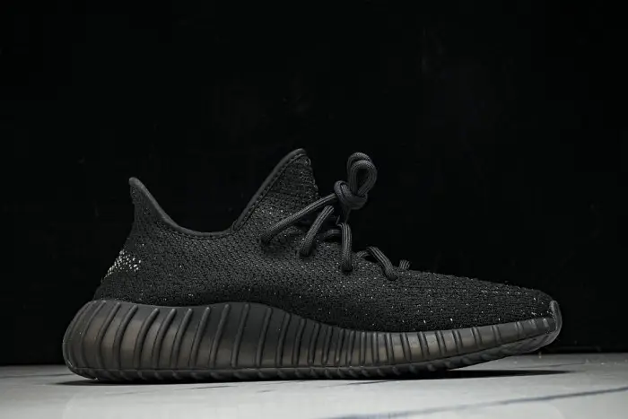 Yeezy Boost 350 V2 Core Black White 
