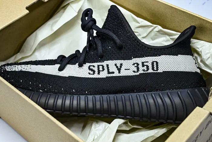 Yeezy Boost 350 V2 Core Black White 