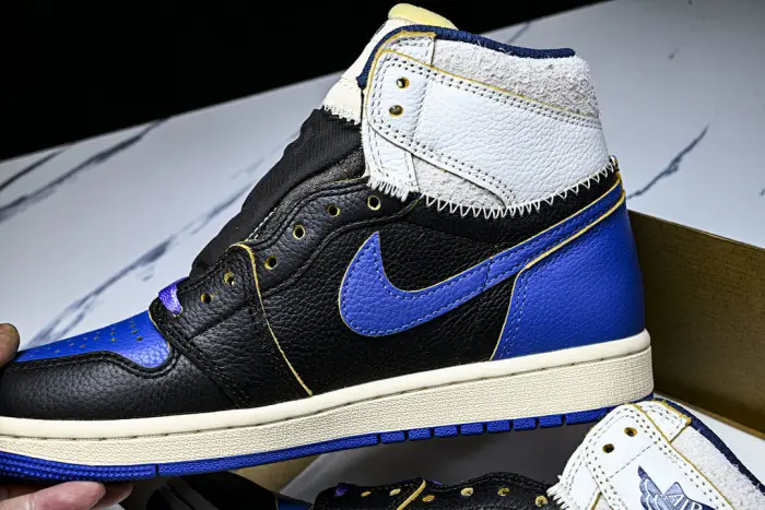 Fragment x Union x Air Jordan 1 Retro 