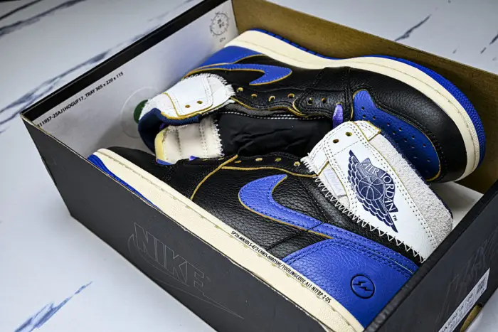 Fragment x Union x Air Jordan 1 Retro 