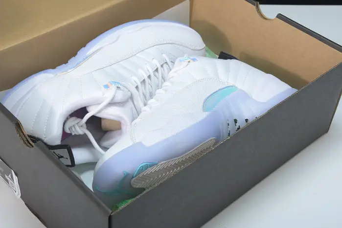 Jordan 12 Retro Low Easter (2021) 
