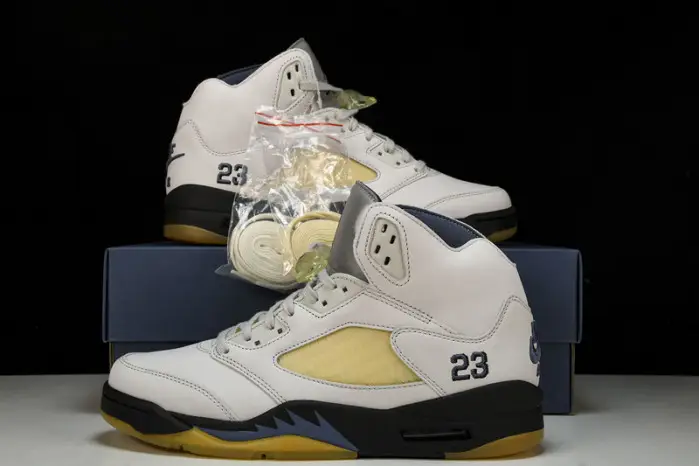 AIR JORDAN 5 LOW 