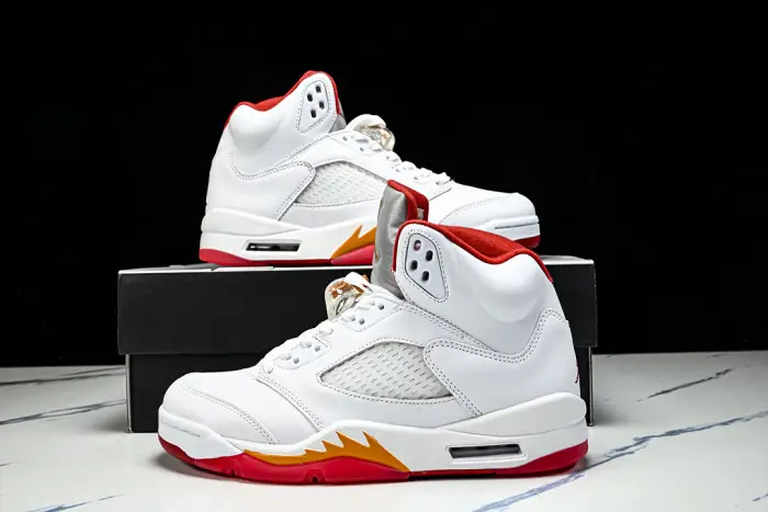 Air Jordan 5 Retro OG 'Sunset' 