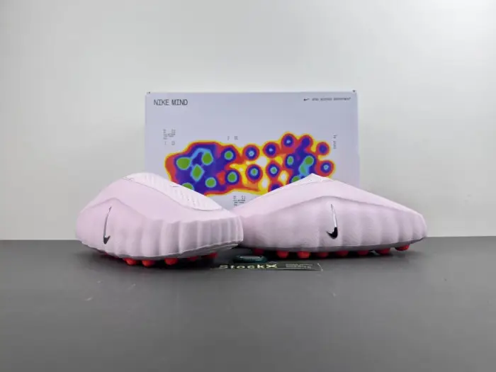 Nike Mind 001 
