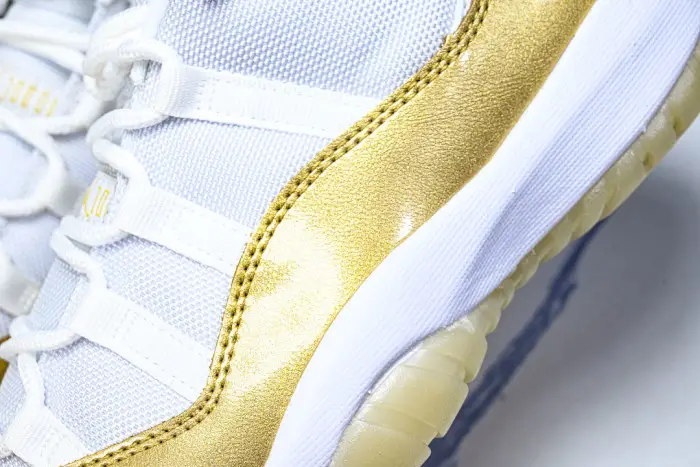Air Jordan 11 Low   “Mother’s Day” 