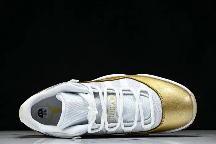 Air Jordan 11 Low   “Mother’s Day” 