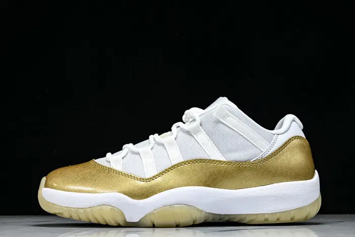 Air Jordan 11 Low   “Mother’s Day” 