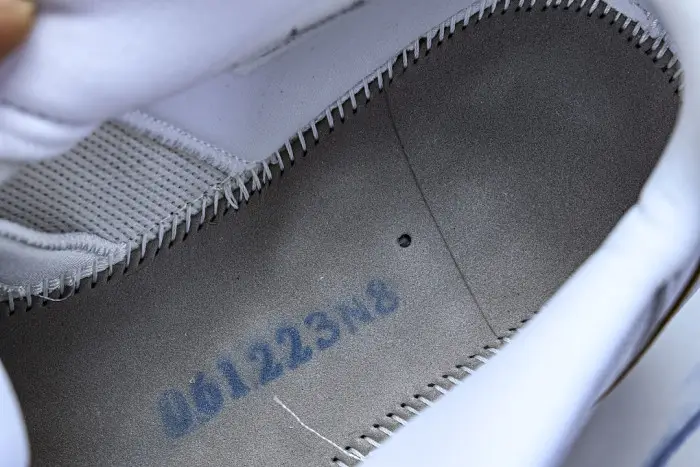 Air Jordan 11 Low   “Mother’s Day” 