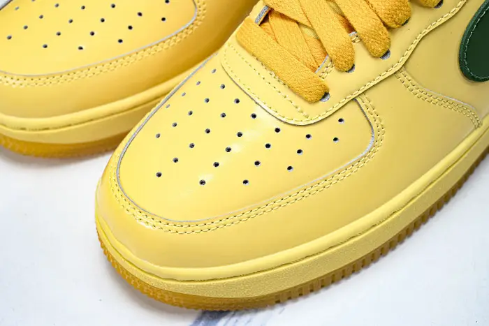 Nike Air Force 1'07 Low "Topaz Gold" 