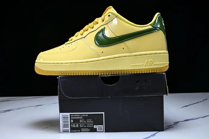 Nike Air Force 1'07 Low "Topaz Gold" 