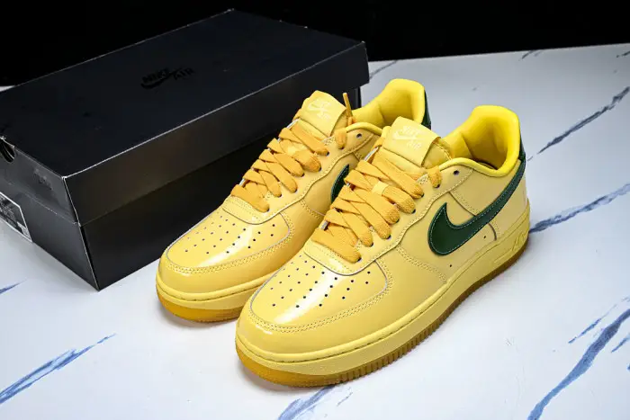 Nike Air Force 1'07 Low "Topaz Gold" 