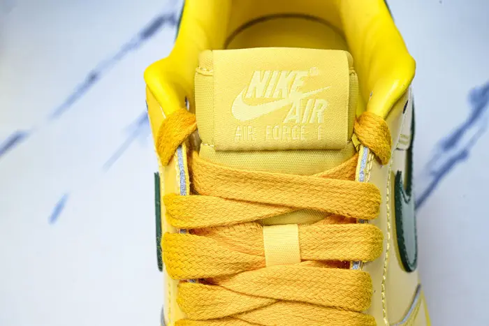 Nike Air Force 1'07 Low "Topaz Gold" 