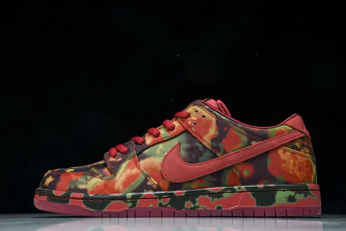 Nike Dunk Low 
