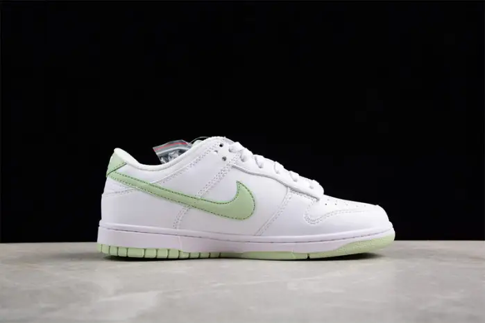 Nike Dunk Low Honeydew 