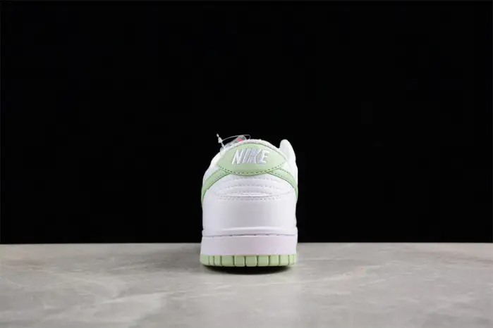 Nike Dunk Low Honeydew 