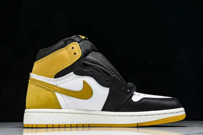 Air Jordan 1 High 