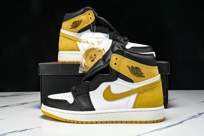 Air Jordan 1 High 