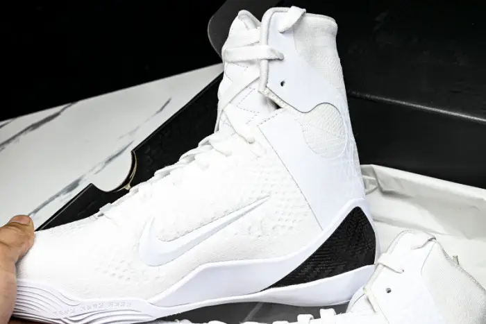 Nike Kobe 9 Elite Protro "HALO" 