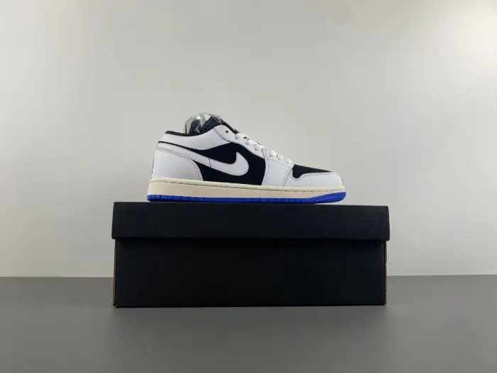 Air Jordan 1 Low 