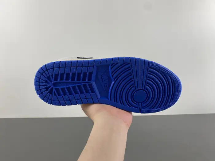 Air Jordan 1 Low 