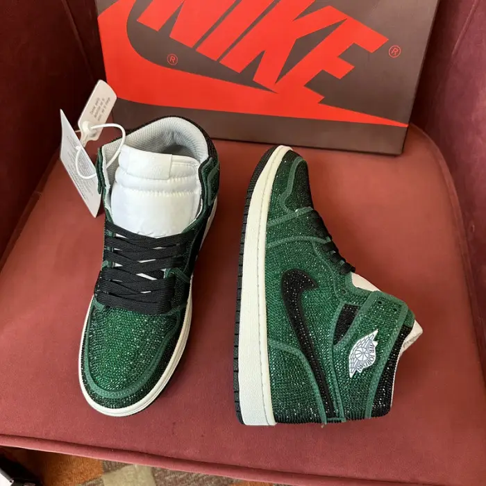 AIR JORDAN DRILL SNEAKERS 