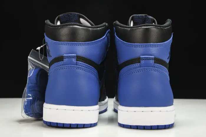 Jordan 1 Retro Royal (2017) 