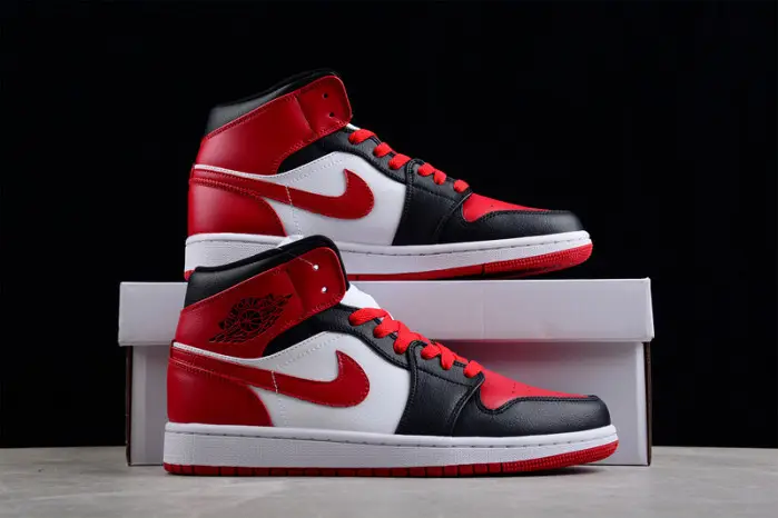 Air Jordan 1 Mid 