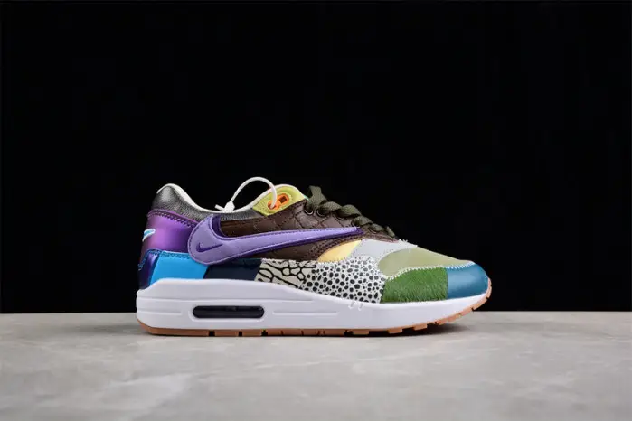 NIKE AIR MAX 1 