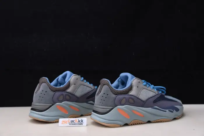 Yeezy Boost 700 Carbon Blue 